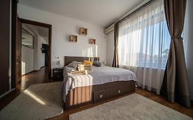 Apartament Tatu Bar&Grill